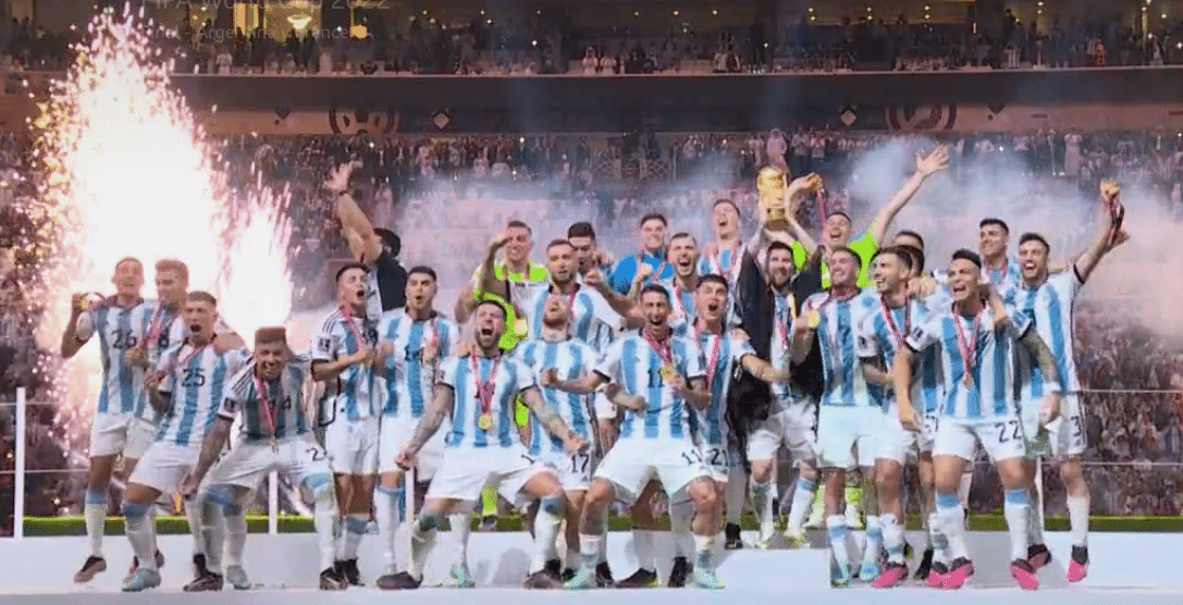 argentina players celebrate winning world cup 2022